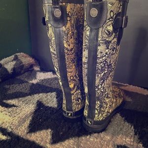 Tie-dye heavy rain boots